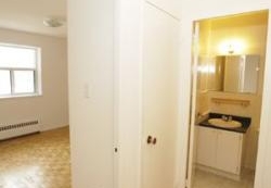 Appartement 1 Chambre a louer à Mississauga a 1020 Shaw Drive - Photo 01 - PagesDesLocataires – L4570