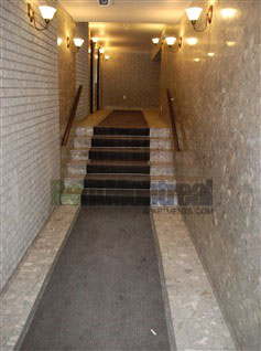 Appartement Junior 1 Chambre a louer à Notre-Dame-de-Grâce a Tour Girouard - Photo 01 - PagesDesLocataires – L2078